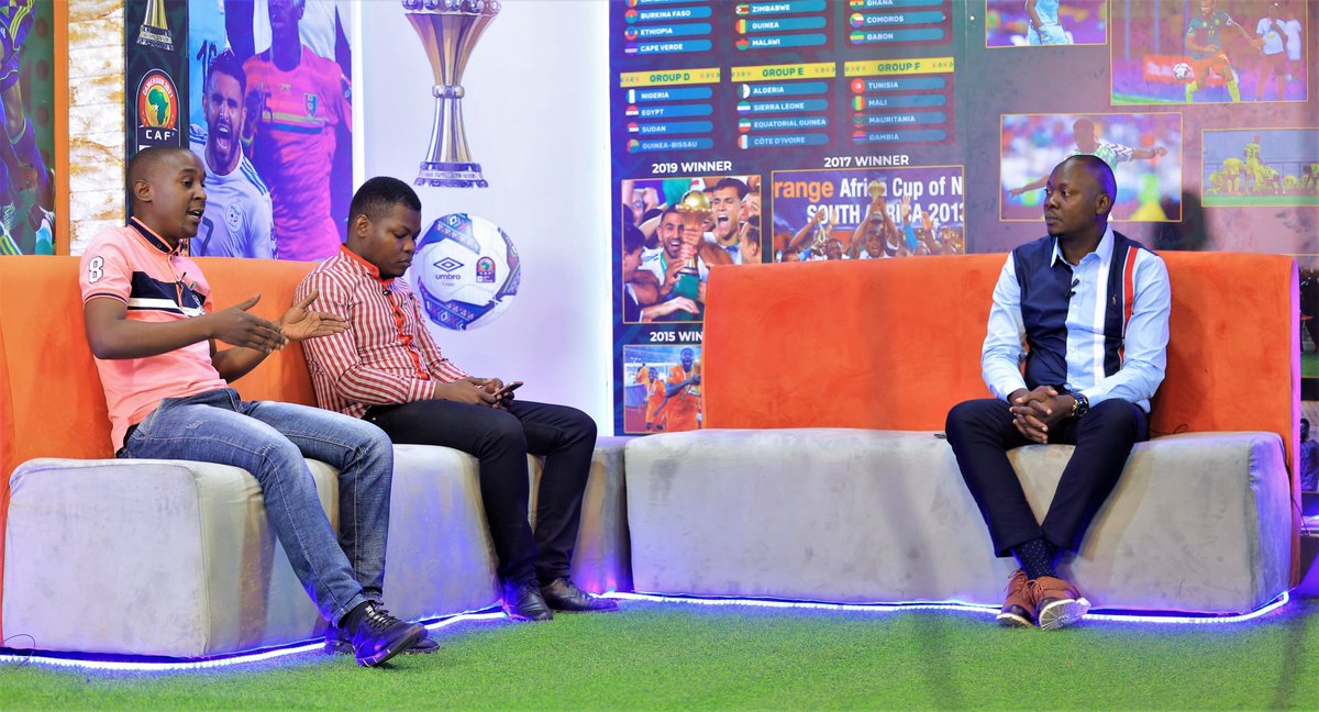 TimKut256's tweet photo. The tide didn't exactly go according to plan for Team Mali in the #GamMli showdown.
The lads on set however endeavored to have fun.
#AFCON2021 @must_daily https://t.co/4mFZHpYNE5