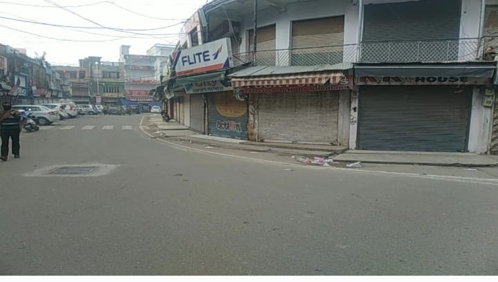 ExtractNews's tweet photo. Udhampur on self COVID curfew … Thank you !! :@indukanwal https://t.co/NPmePv2Pgq