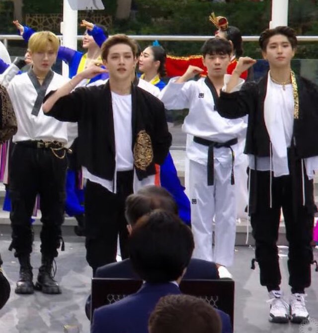 from this to performing infront of the south korea’s president my 3racha..