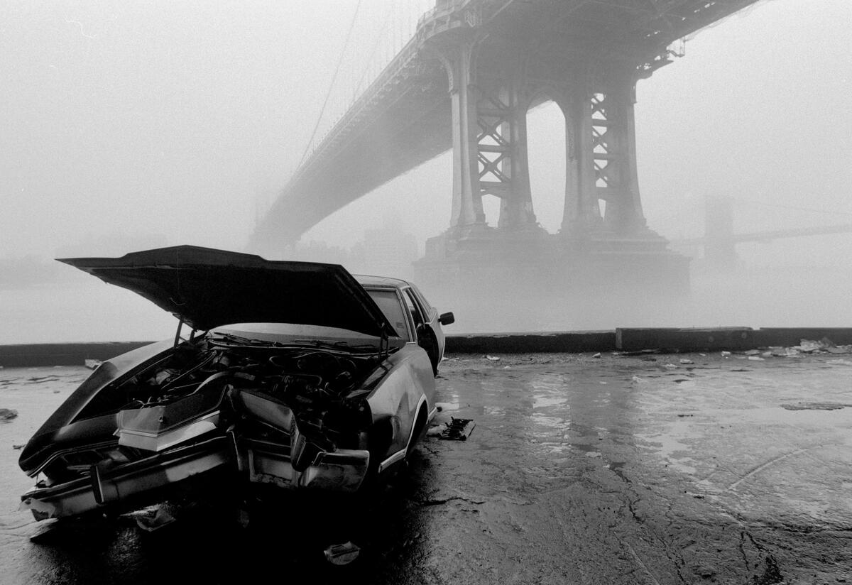 MagnumPhotos's tweet photo. In Scianna's photographs of 80s and 90s New York, the city and its people are never just a background, they are co-protagonists of the picture and the story being told. 

Explore our collection of fine prints: https://t.co/L3YZS418kL

© Ferdinando Scianna / Magnum Photos https://t.co/ZFcYPJEtGH