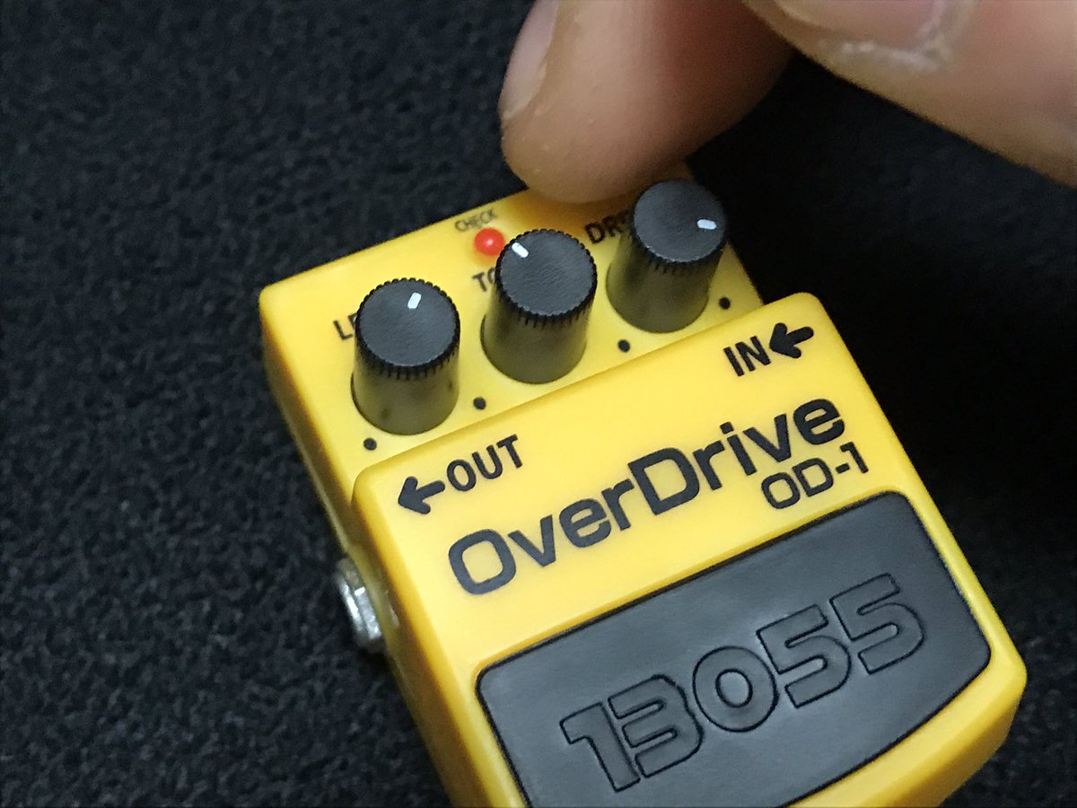 SDMF_Inc's tweet photo. っつーこって、

改めて

My New Gear❓

Effctor Cable Mascot

ペダル踏めて、
コントロールも回せてギミック含めギタリスト心を擽る仕様😁

#EffctorCableMascot
#エフェクターケーブルマスコット
#ガチャガチャ #オモチャ #Effctor
#Pedal #エフェクター 
#BOSSじゃなく13055 https://t.co/60rwEp9aqw