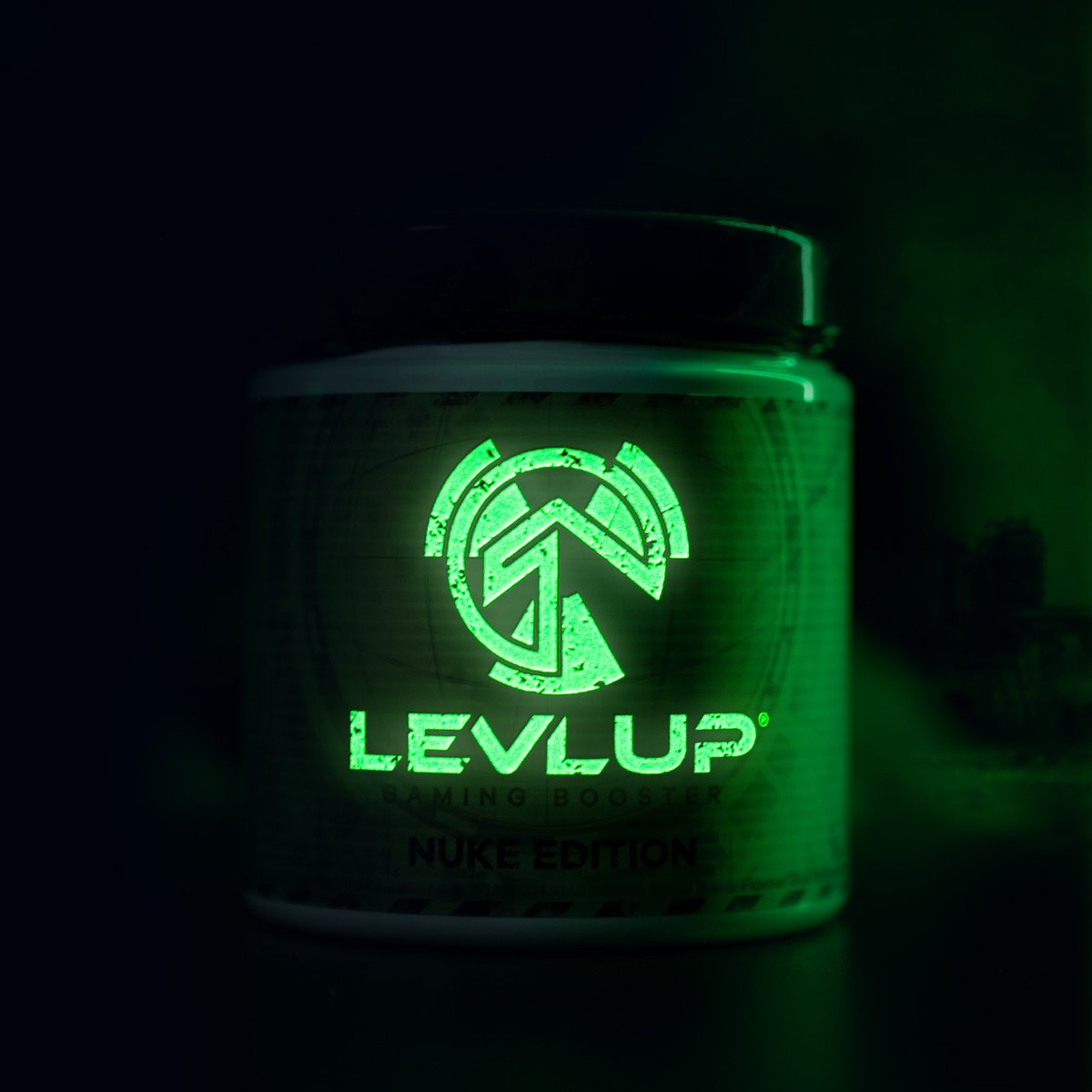 levlupit's tweet photo. Quale Edizione di LevlUp è la vostra preferita? 🤤
La nuke è un mix delizioso di lamponi blu e lime. L'etichetta della Nuke Edition è speciale: quando assorbe abbastanza luce, brilla al buio.
#levlup #gamingbooster #nukeedition https://t.co/bsjnnZMwYt