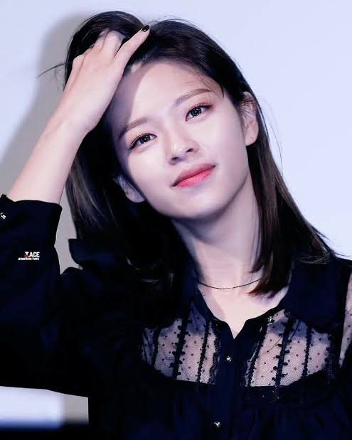 shy_yern's tweet photo. @yjytiny THE PhotoS 💚 https://t.co/W7xmjjig89
