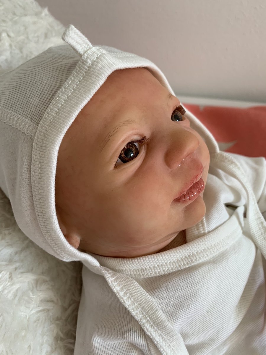 crissmorenov's tweet photo. Steven awake . El nuevo miembro de la casa ) siruenareborn. https://t.co/6aOO5cCO6t