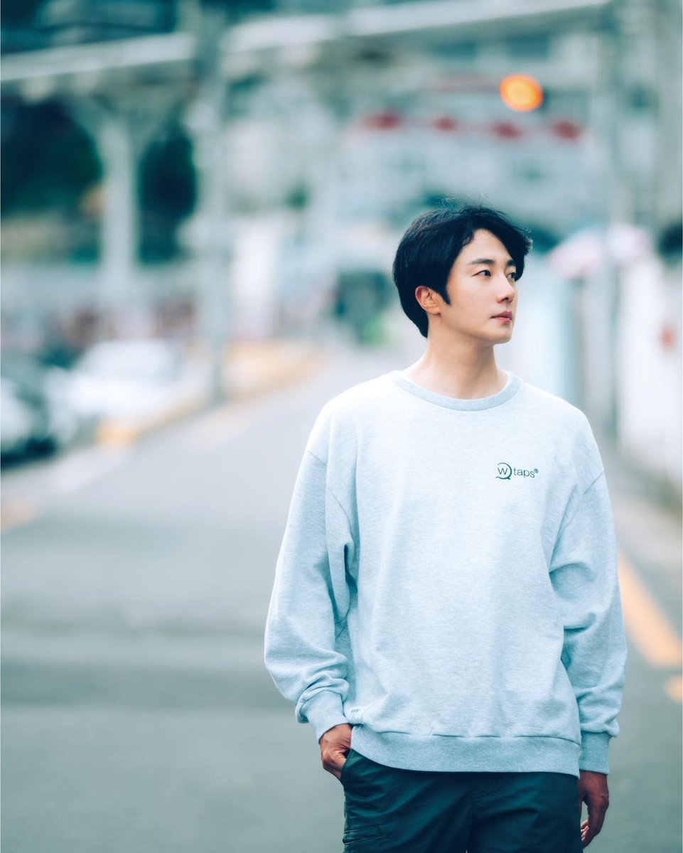1lwoolies's tweet photo. Ilwoo in 2022 Season's Greetings Photoshoot
#jungilwoo
#jungilwoomyanmarfan
#1lwooliesmyanmar https://t.co/gtIxUhjjhe
