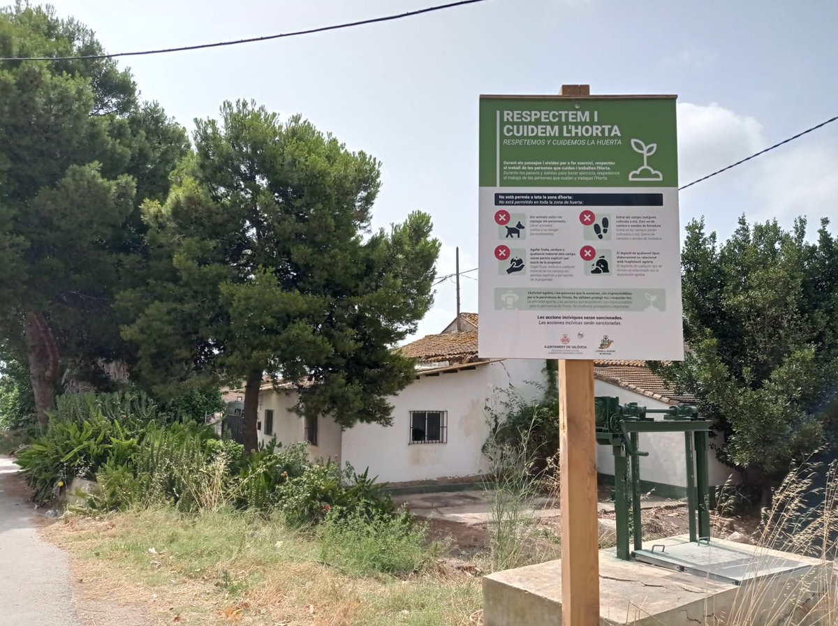 🌿El @Consell_Agr_VLC estrena identitat visual! Presenta el nou📐 #disseny per a la marca, que, sense trencar els seus orígens de l'#horta🥬🍅, aposta pel minimalisme i els elements característics dels cavallons al nou logotip, millorant la comunicació visual de la institució.