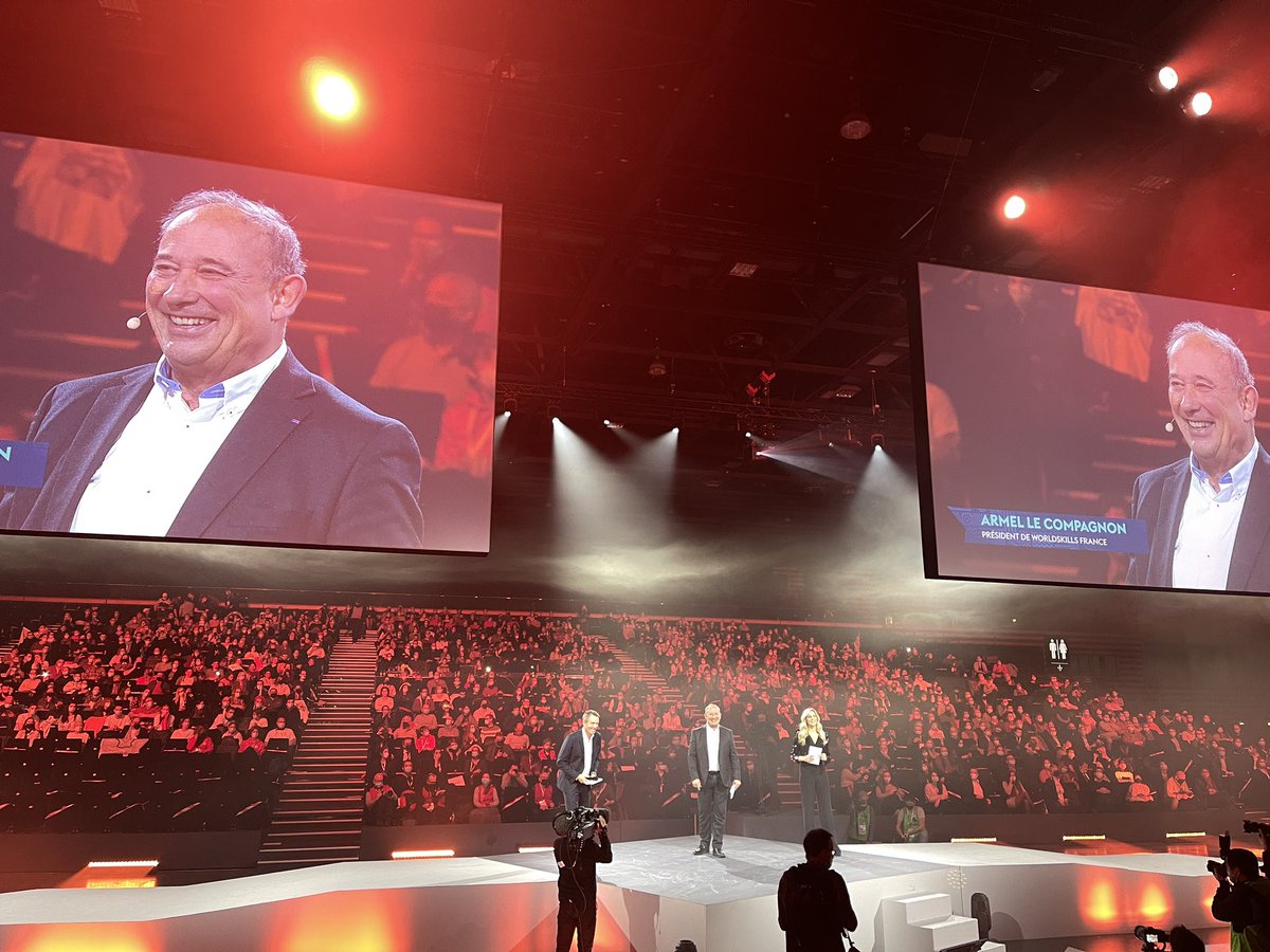 Olivier Cadic tweet media