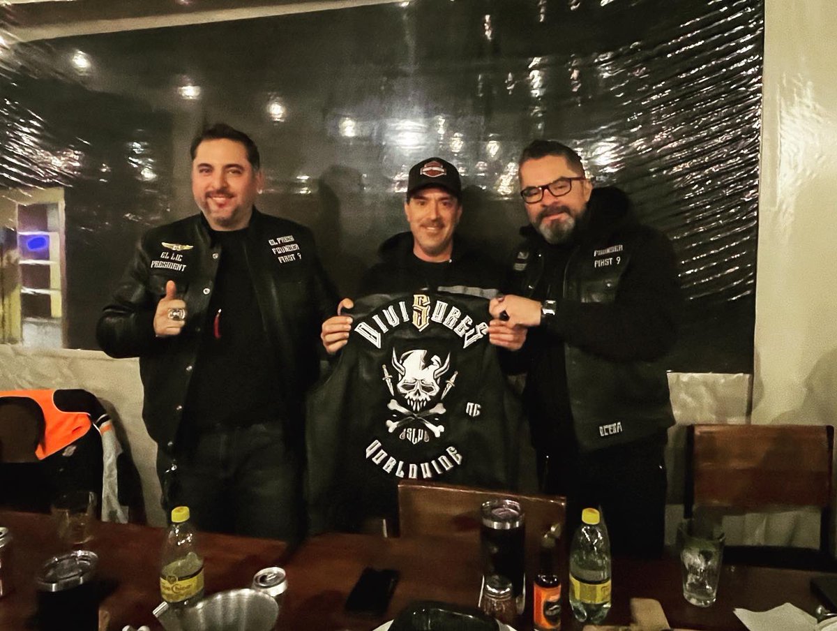 DivisoresMC's tweet photo. Rorro Bienvenido hermano a esta gran Familia @Divisoresmc 🤙🏼
#ridetolivelivetoride 

#DivisoresMC #lifetoride #HarleyDavidson #Saltillo #monterrey https://t.co/LlwhUc2gR4
