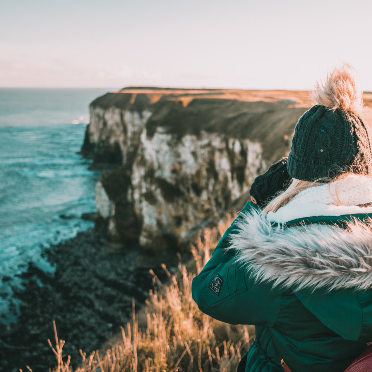 TheCornishBedCo's tweet photo. Cornwall is beautiful, even in winter...

What's your favourite path to walk?

Our head of production Barry often takes his dog Murphy on walks down the coast...it might be breezy, but oh so pretty! https://t.co/d7OdPWia0U