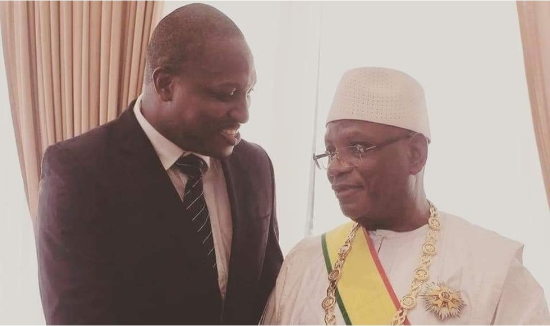 YeliMady's tweet photo. C'est avec une immense Tristesse que j'ai appris le décès de mon cher Président Ibrahim Boubacar Keïta. Un grand Homme d’esprit et de cœur. À sa famille et à ses proches, je présente mes sincères condoléances. Que le bon Dieu tout Puissant l'accueille en son vaste Paradis. https://t.co/KGOA73h0Ny