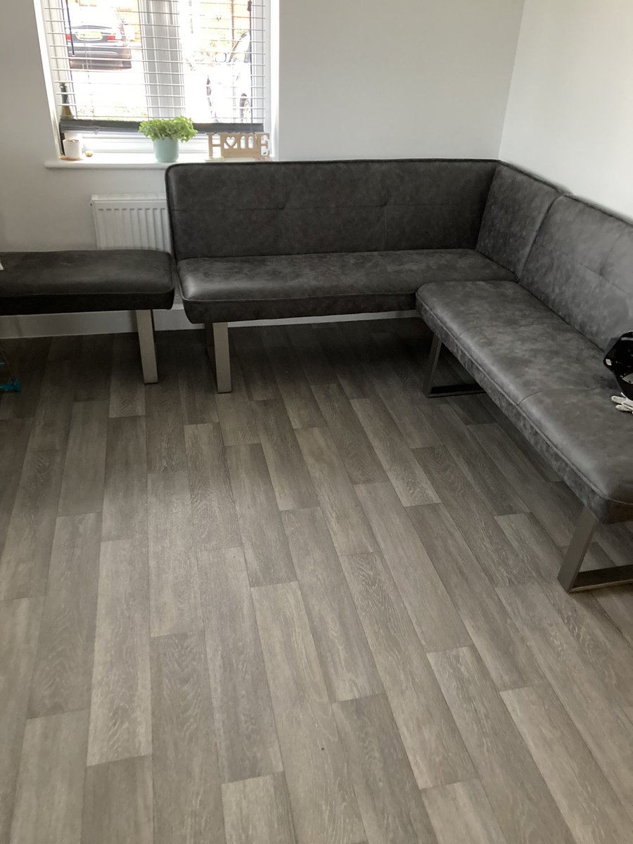 CoxMasterson's tweet photo. Disappointed to say the least with @OfficialFV. Having rearranged our delivery date twice, the delivery guys “forgot” to put our table on the van 🤦‍♂️. Just a big gap in the kitchen now! Any help on this @OfficialFV  would be appreciated 👍 https://t.co/W06mwWZes1