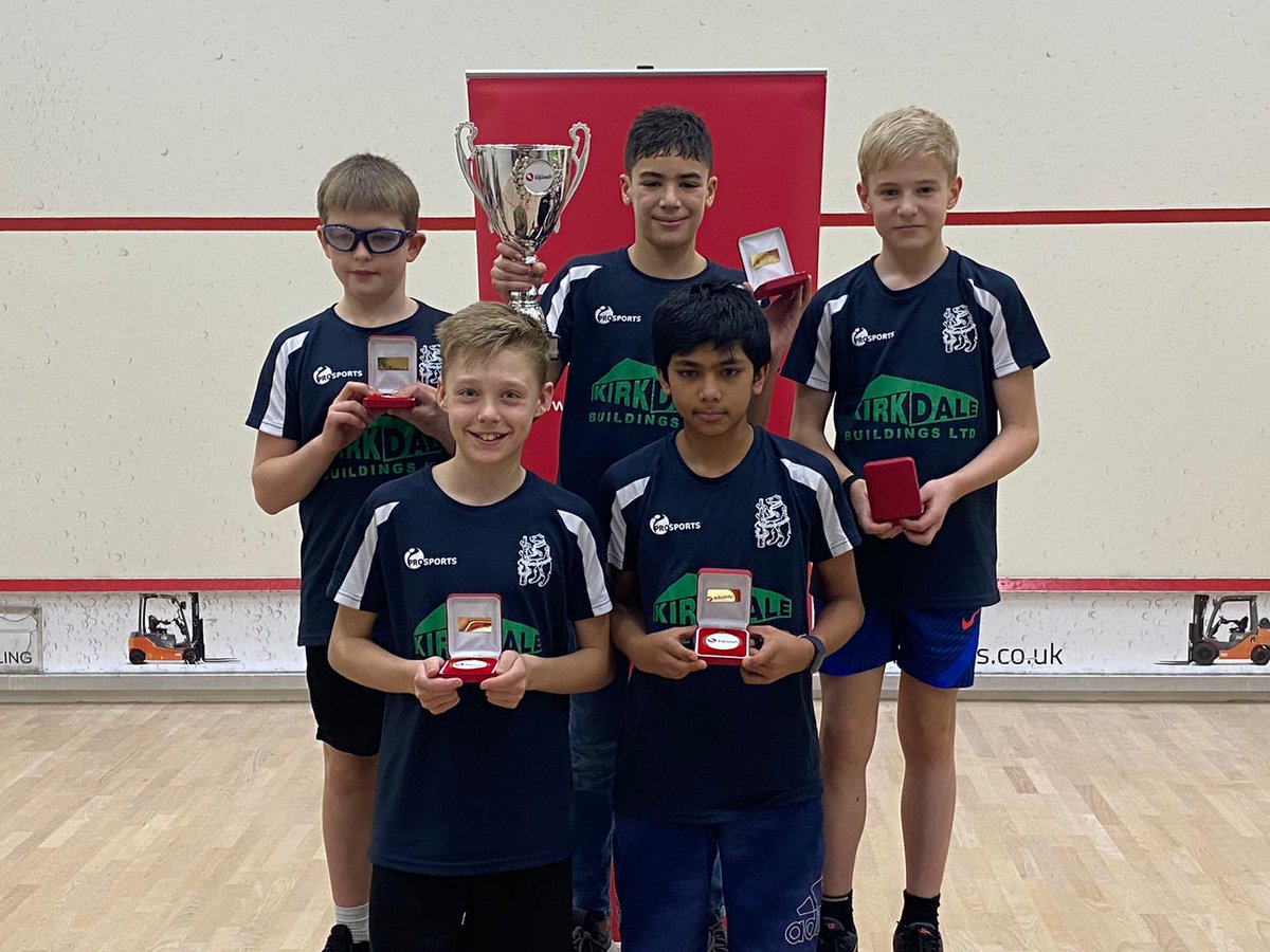 WarwickshireSq1's tweet photo. Congratulations to our GU11 and BU13 teams for becoming Inter-counties National Squash Champions 🏆🥇. Congratulations also to our GU13 and GU17 teams for winning the silver medal 🥈. Well done to all our juniors who gave their sporting best over the weekend! https://t.co/BSlrjY9iug