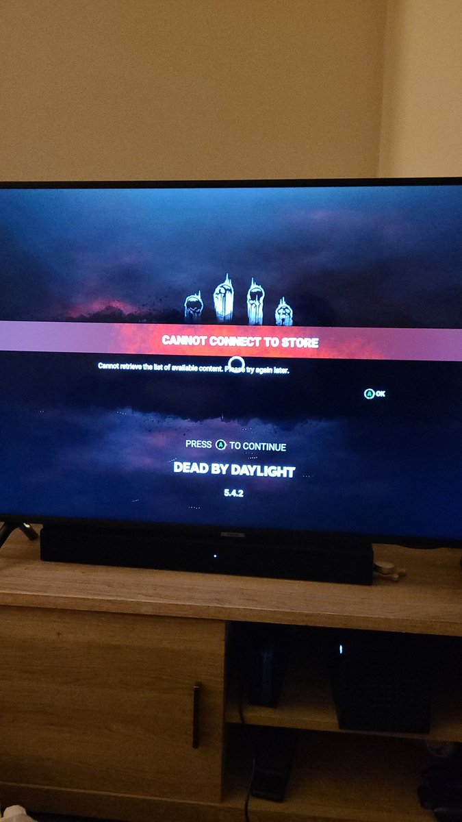 RockandrollLUFC's tweet photo. @DeadByBHVR Is this happening to anyone else?? https://t.co/8Q8JWPC7im