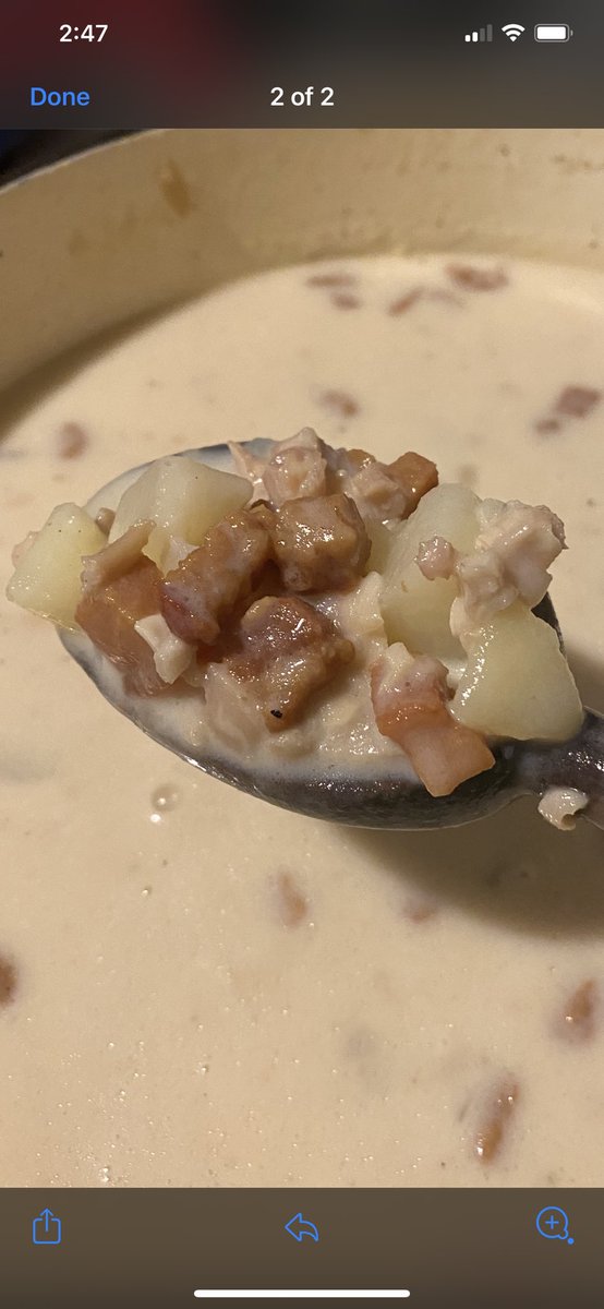 cap_018's tweet photo. So New England Clam Chowder… #saltpork #mincedclams #halfandhalf #Potatoes #onion #simple https://t.co/urYEv7syZB