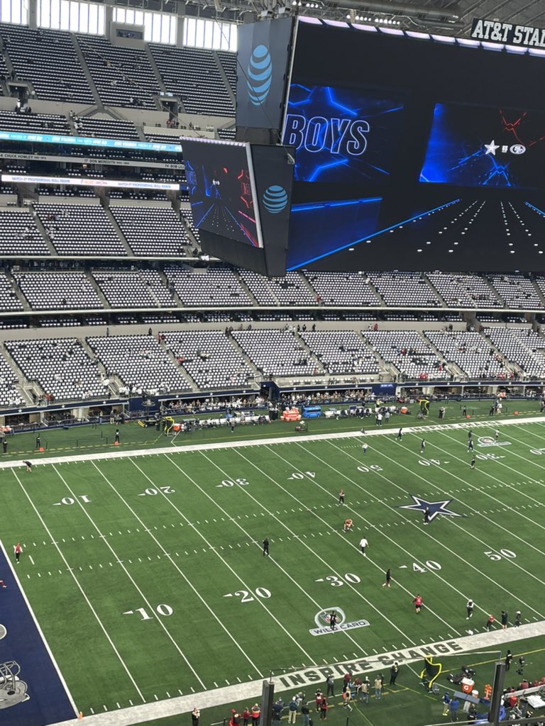 49erintx's tweet photo. T-Minus 90 mins!!! Who’s ready for a Cowgirls beat down?!?!? @FaithfulFlagSF is DEFINITELY ready!!Tryin to convert this dude! #FTTB #Faithful #49ers #FaithfulFlagAdventures #LFGNiners #RedFlood #BeatTheCowboys https://t.co/u7fDD8C6XS