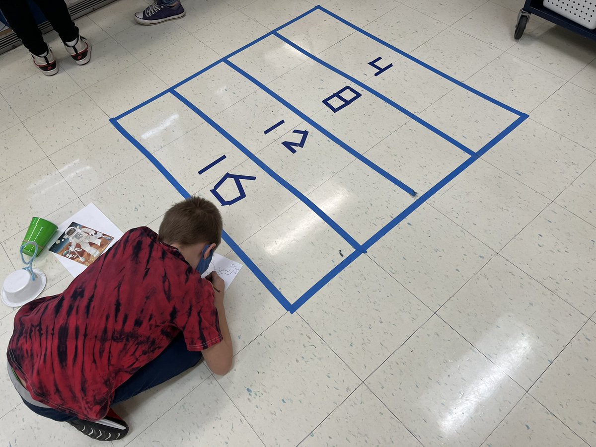 We had another great round of STEAM (Science, Technology, Engineering, Arts, and Math) days in the elementary school.  This time, our 3rd graders had the chance to participate in many enrichment activities throughout the day on Friday.  Thank you Mrs. Stauber and our GV Boces!