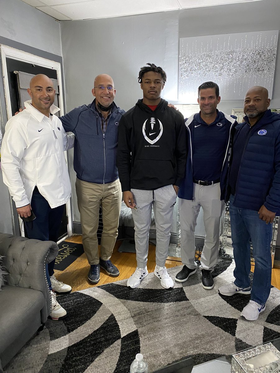 KeonWylie's tweet photo. Great Home visit today with the Penn State Staff💙🦁 #WeAre https://t.co/tntXrRFVCO