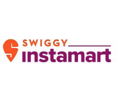 Pathfyynder's tweet photo. Sitting inside my home with all the available comforts in this cold weather, I ordered online. 

At 9 pm delivery guy from @swiggy_in Instamart arrives to deliver essential items on Jaipur Sunday curfew.I had nothing to say except thank him 
#countyourblessings #deliverywarriors https://t.co/rp5Nbnqf4s