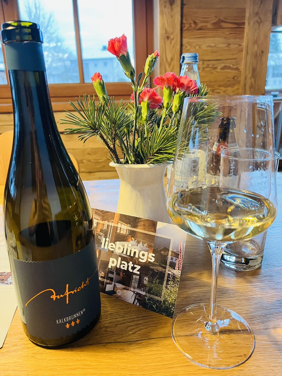 Wo ist euer Lieblingsplatz zum Weintrinken? #Wein