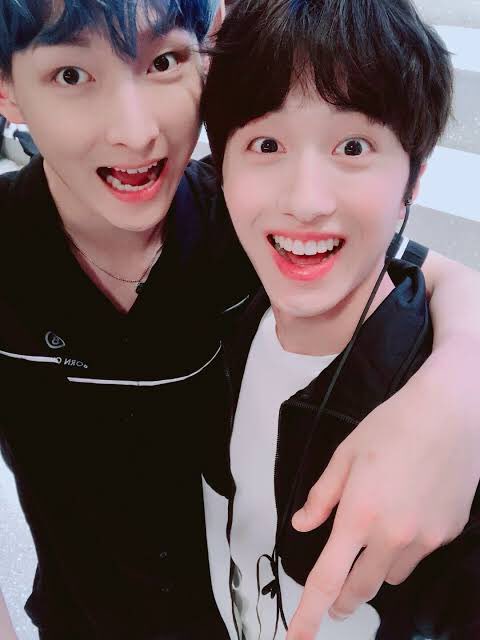 BZHLOOKS's tweet photo. HAPPY BIRTHDAY TO OUR MAKNAE!

#우리의_눈송이_찬희가_내려온날
#HAPPYCHANIDAY
@SF9official

#SF9 #ZUHO #주호 with @LOOKSKCN https://t.co/rWZpMhH3p7