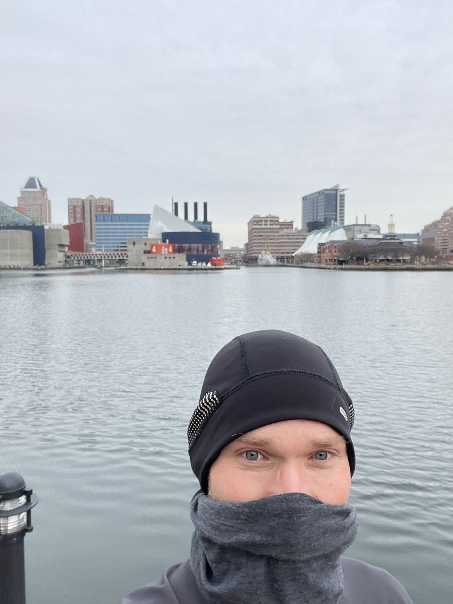 ByERussell's tweet photo. Post-modern #runbaltimore 🏃🏻♂️ https://t.co/BbbeYUSQ9X