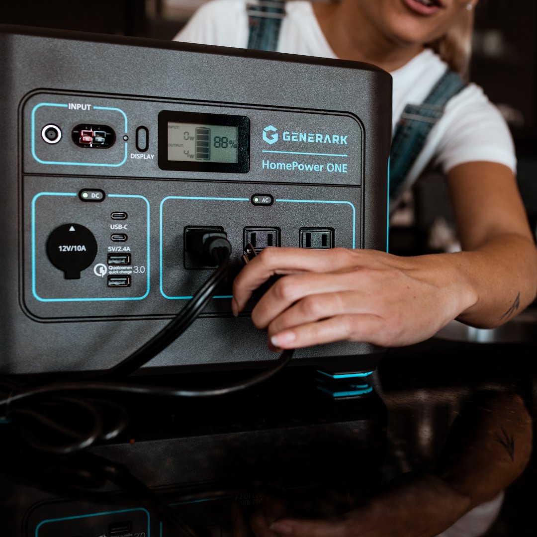 geneversepower's tweet photo. Winter storms bring freezing temperatures. Be sure to get prepared before they come so you’re not waking up to frozen or burst pipes in your home!
https://t.co/PEpOPnXKMa
#generark #solargenerator #solarpanel #solarenergy #generator #generarkpower https://t.co/OWkTjcxN8J