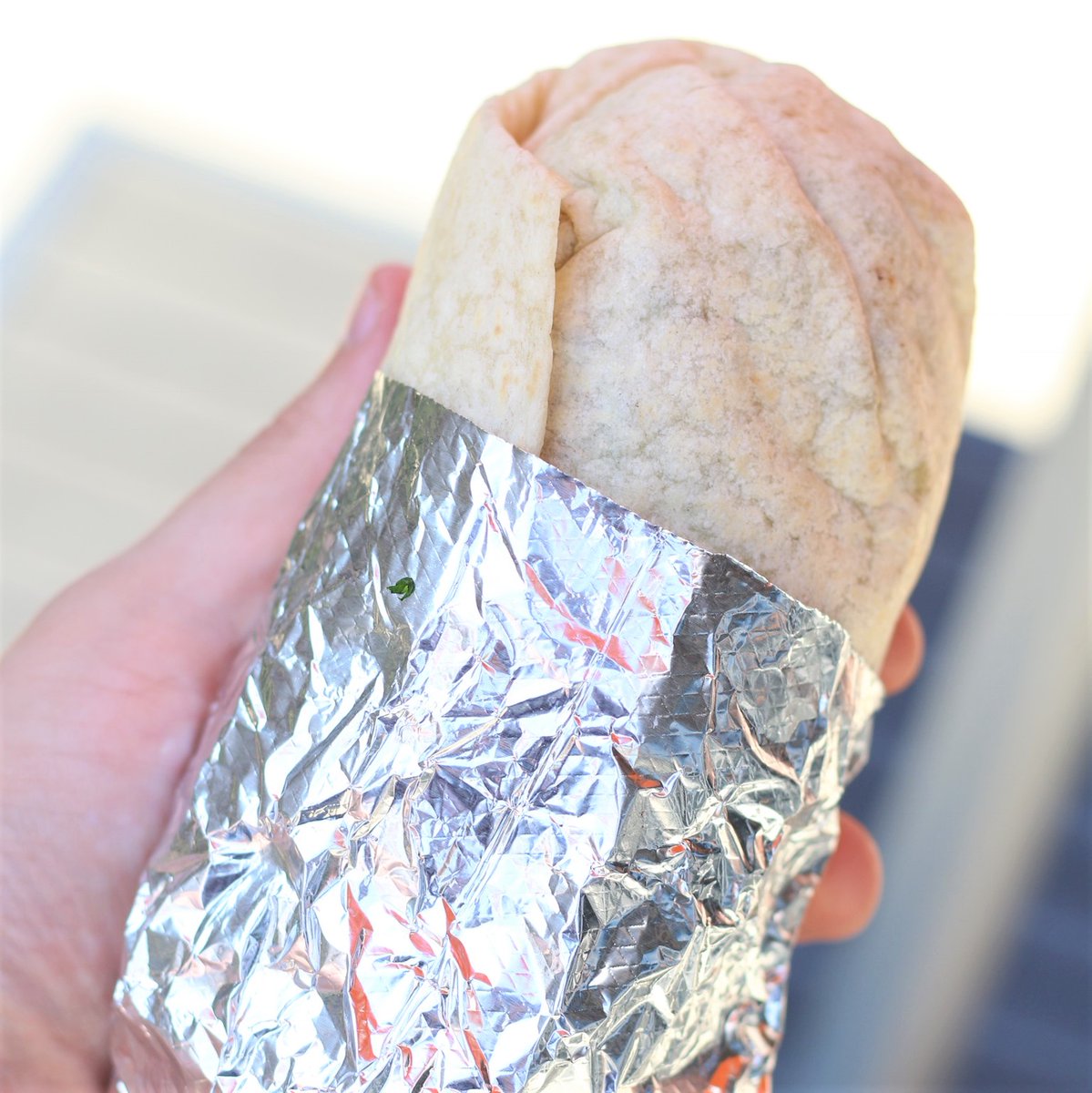 QdobaTn's tweet photo. Sunday Funday looks like burritos for me! CHEERS! https://t.co/64NMIPdPFn