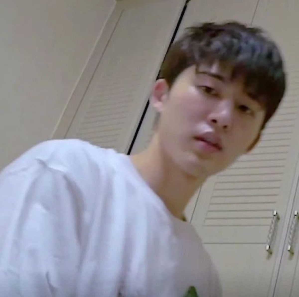 _binkyt's tweet photo. Hanbin baby https://t.co/oDvHJvDqpJ