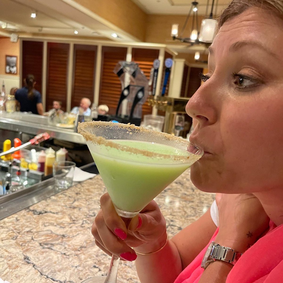 _LifeWithEric's tweet image. Highlights from our Hawaii 775 trip🌊 Relaxed and refreshed for all new content for #LifeWithEric