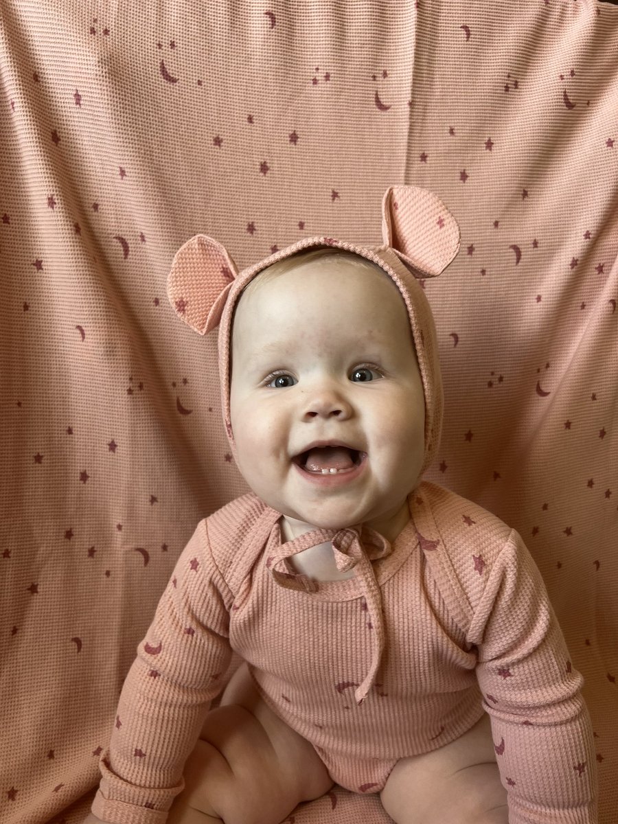 kierstenbrunn's tweet photo. The last baby bump picture you took, the day your baby was born and your baby now ♡ https://t.co/iCgCWIeu4e