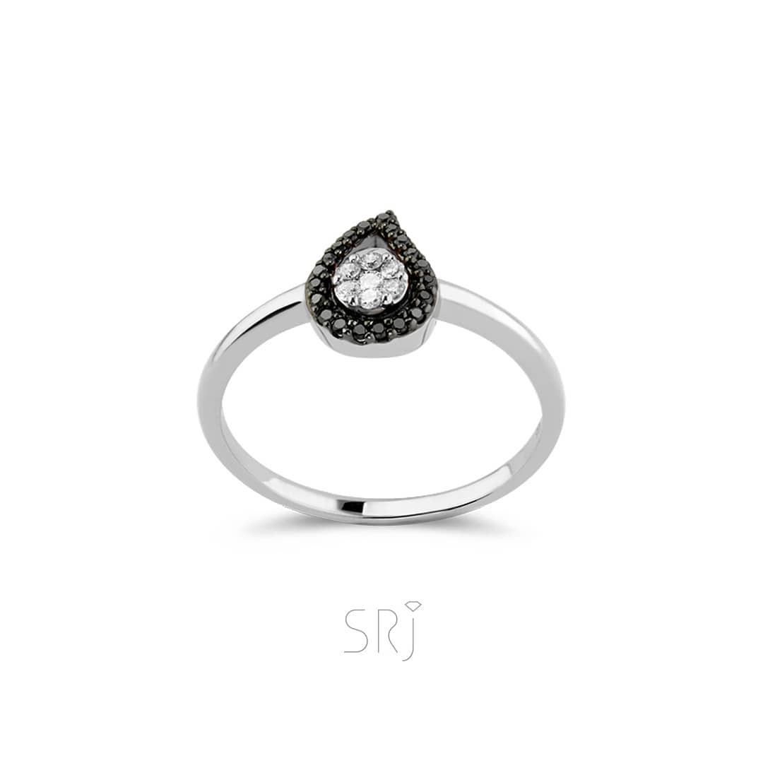 EuropeSrj's tweet photo. Black diamonds are tougher than any other diamond. They are a 10 on the Moh's hardness scale and their dense polycrystalline structure makes them more difficult to cut and polish than colorless diamonds. 
https://t.co/xTXU0HAuwb 

#srjjewelleryeurope #finegold #diamonds #ring https://t.co/xVq37fYuCl