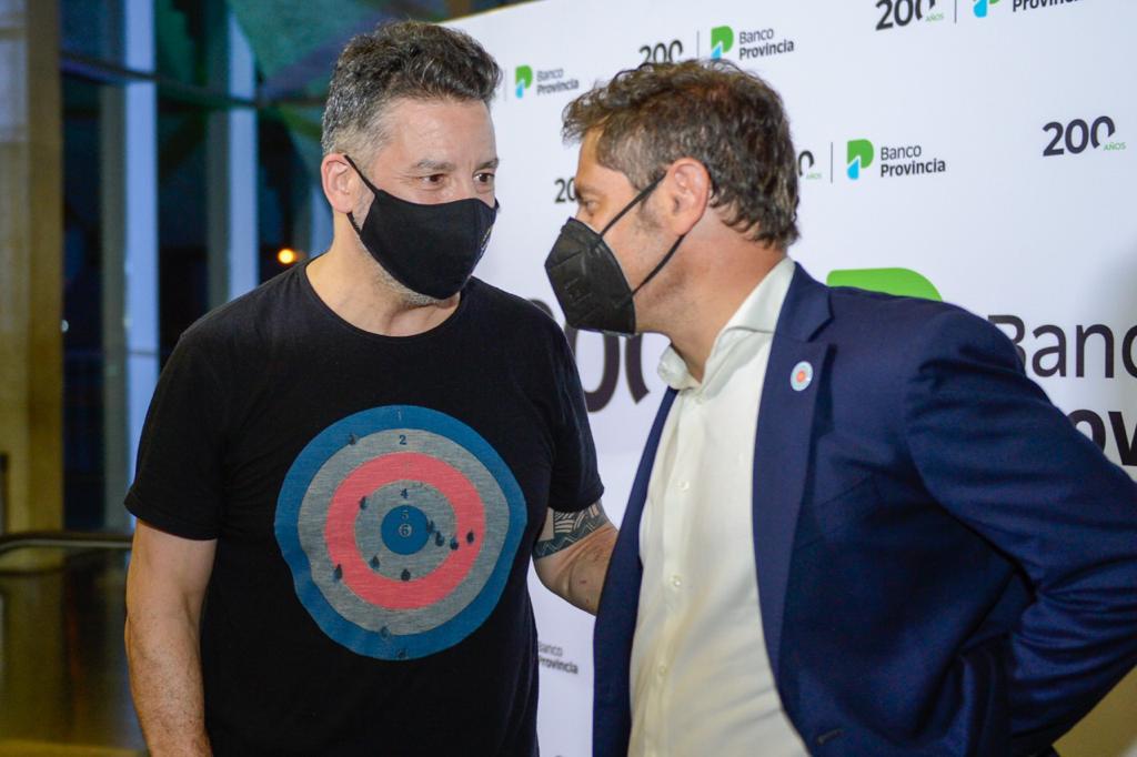 gustavomenendez's tweet photo. Como presidente del @GrupoProvincia acompañe en #MardelPlata al gobernador @Kicillofok en el lanzamiento del año del Bicentenario del @bancoprovincia que bien preside el amigo @JCuattromo !

Seguimos trabajando para estar cada día más cerca de los bonaerenses! #200años https://t.co/F2hCICX3Sz