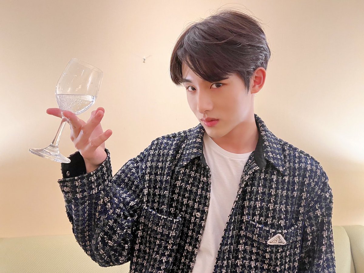 heimdoli's tweet photo. *﹆ HAPPY WAYV DAY 🎂 ✨

ꔛ 2 winners of ₱50 gcash
ꔛ mbf like and rt
ꔛ reply with

3 YEARS WITH WAYV
#威神V出道三周年快乐
#HappyWayVDay
#WayV_3rdAnniversary
#웨이션브이3주년축하해

ꔛ no burner or ga accs 
ꔛ for weishennies and czennies only

ends tonight at 11pm! https://t.co/PEIvYsuhb3