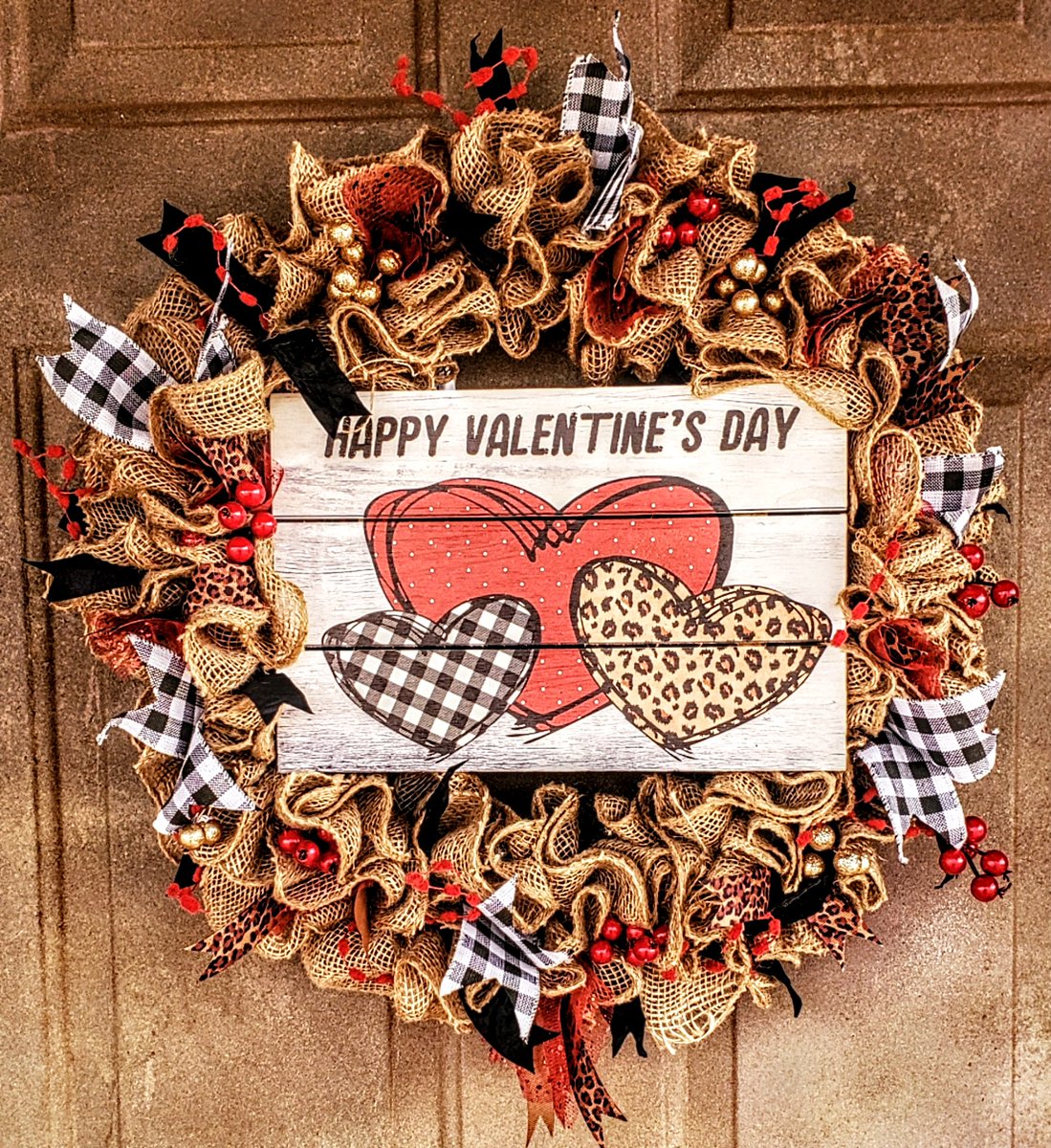 Excited to share the latest addition to my #etsy shop: Valentine&#39;s burlap and cheetah wreath #valentinesdaywrea #valentinedecoration #burlapdecor #burlap #decor #red #cute #wreaths #valentines #cheetah etsy.me/3rs5F4R