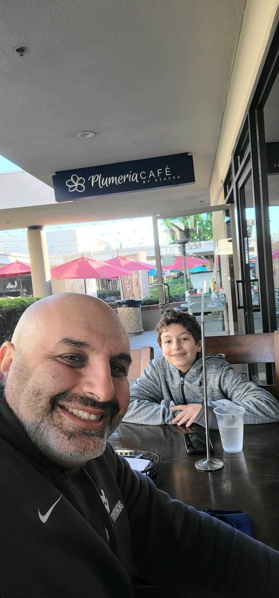 DavidCohenEsq's tweet photo. Sunday morning breakfast with @EthanC0hen. #BreakfastWithEthan (@ Plumeria Cafe in Laguna Niguel, CA) https://t.co/rovAav6h9O https://t.co/LZ5Ul5Y2xY