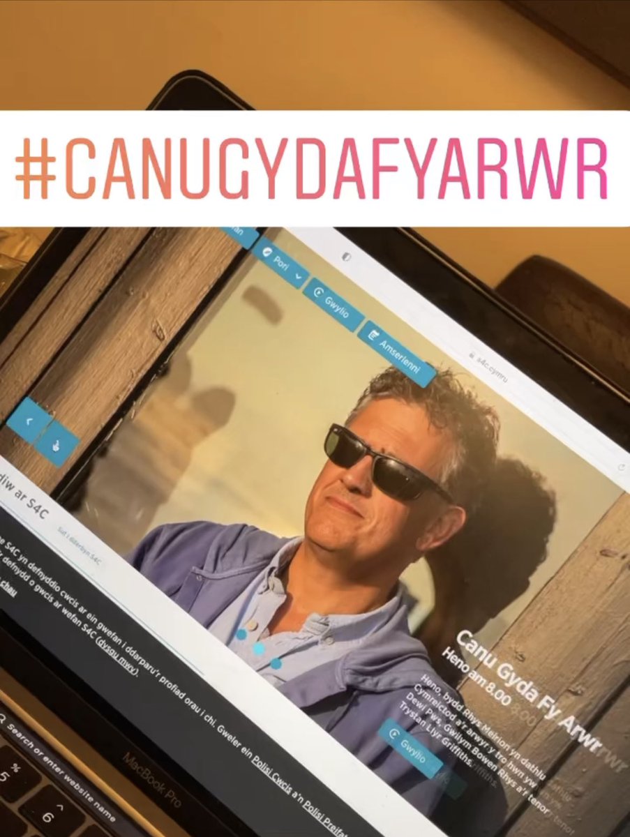 Yr olaf yn y gyfres #canugydafyarwr heno ar <a href="/S4C/">S4C 🏴󠁧󠁢󠁷󠁬󠁳󠁿</a> am 8:00pm 😀👍🏼👍🏼
Tri Arwr y tro hwn 
<a href="/TrystanLlyr/">Trystan Griffiths</a> <a href="/GwilymBowenRhys/">Gwilym Bowen Rhys</a> a Dewi Pws!! 
<a href="/CwmniDa/">Cwmni Da</a> <a href="/WelshPopsOrch/">Welsh Pops Orchestra</a> <a href="/FitzalanHigh/">Fitzalan High School</a>