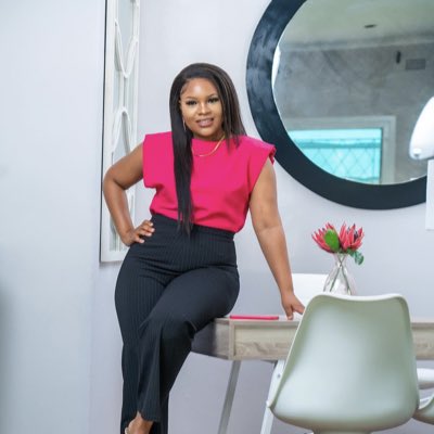 strictlychicme's tweet photo. #NewProfilePic https://t.co/4v6wqTTmJB