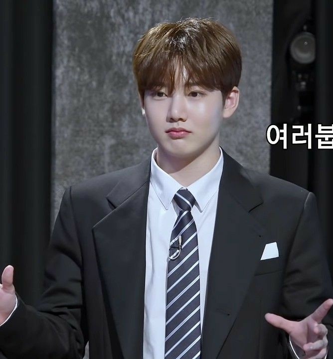 0200FEED's tweet image. 