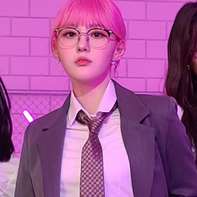 0200FEED's tweet image. 