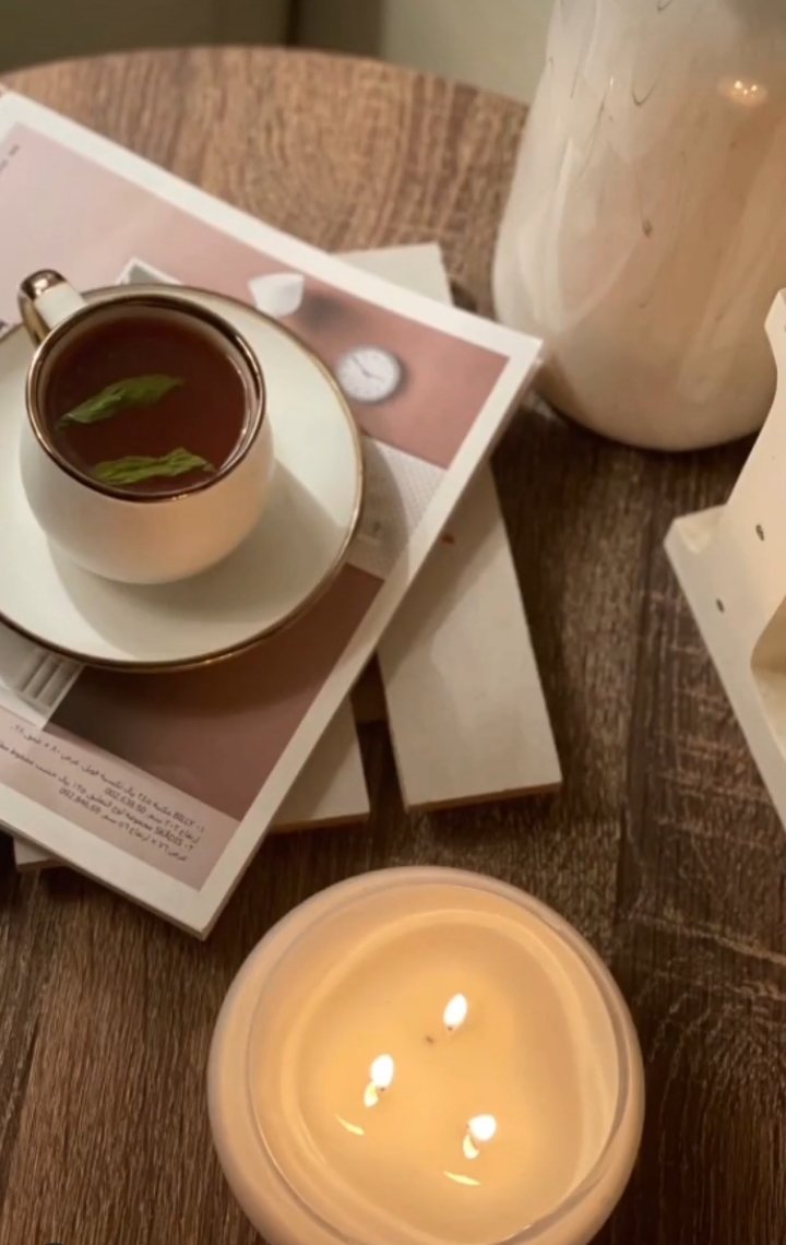 همسة _ مسائية
مَعَ الله كُل شيء مُختلفّ : 
أنقَى ، وأجمَل ، وأكثَر طُهراً  .. مَعَ الله الألَم 
يُصبحُ رَاحَة وَالضجيج سَكُون .