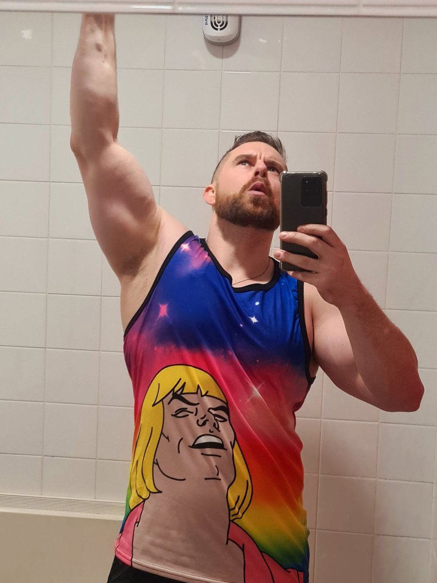 I HAVE THE POWER!!!!!

Perhaps the Greatest gym vest in existence!

#Gym #bodybuilding #nerd #mastersoftheuniverse #heman #hemanmemes #hemanandthemastersoftheuniverse #fitness #me #selfie #ihavethepower #vest #muscles #KingoftheNorthCosplays