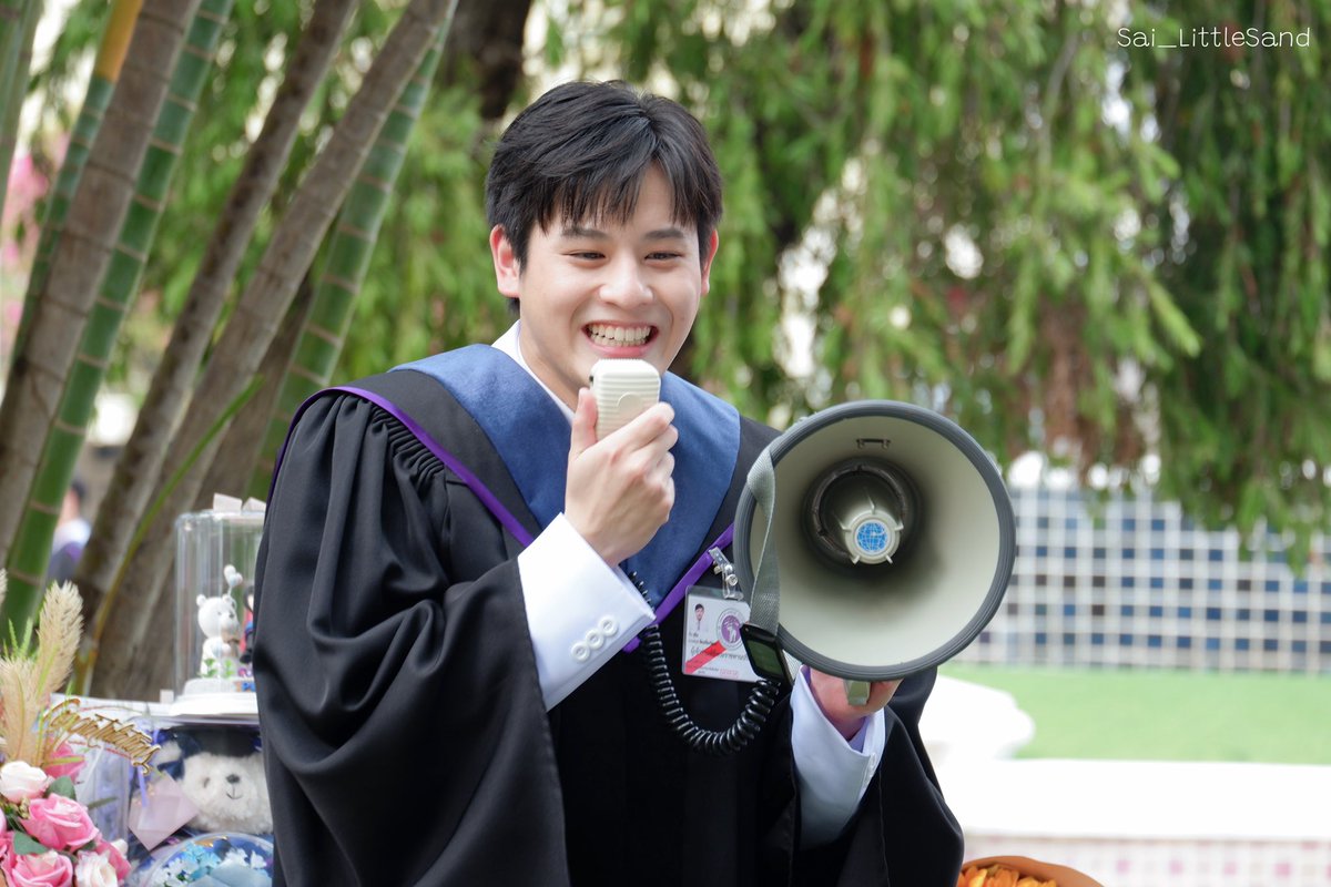 Sai_LittleSand's tweet photo. Your smile will always be my favorite @PlPurim 🐻💕 #GraduationPluemPurim #PluemPurim https://t.co/REozVH06M9