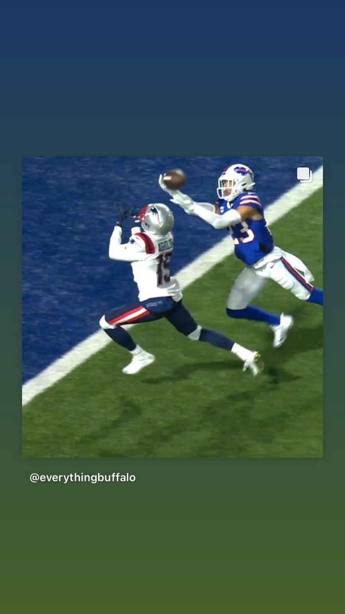 Maybe if we blow this up <a href="/micah_hyde/">Micah Hyde</a> will use his Twitter 😂😂😂