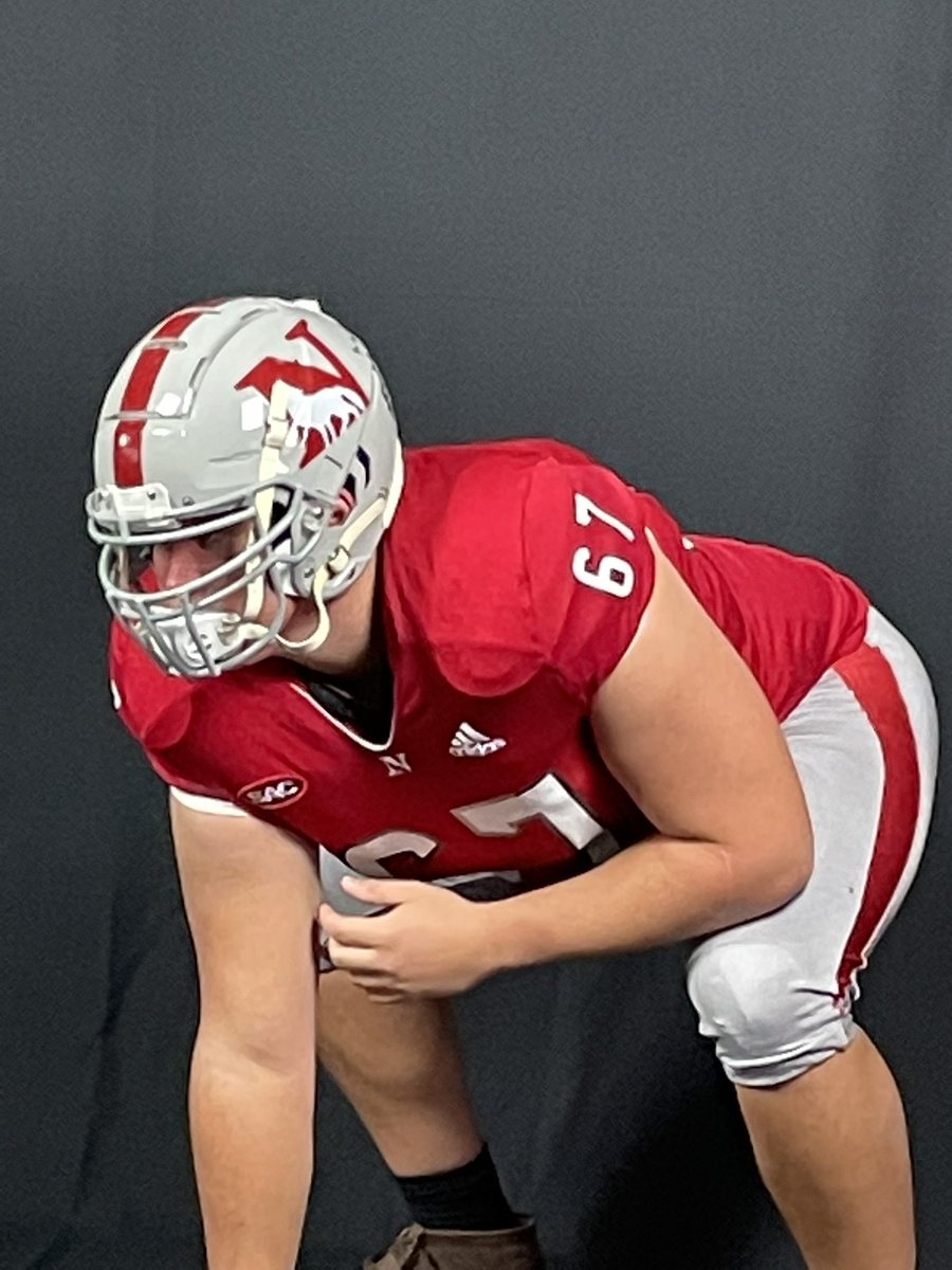 GarrettWatson67's tweet photo. Had a great official visit at Newberry! It was a great tour and I really enjoyed my time talking with Coach Knight and his staff! Thank you for the invite. @CoachKeithChap1 @Newberry_FB https://t.co/dnVInEGlvJ