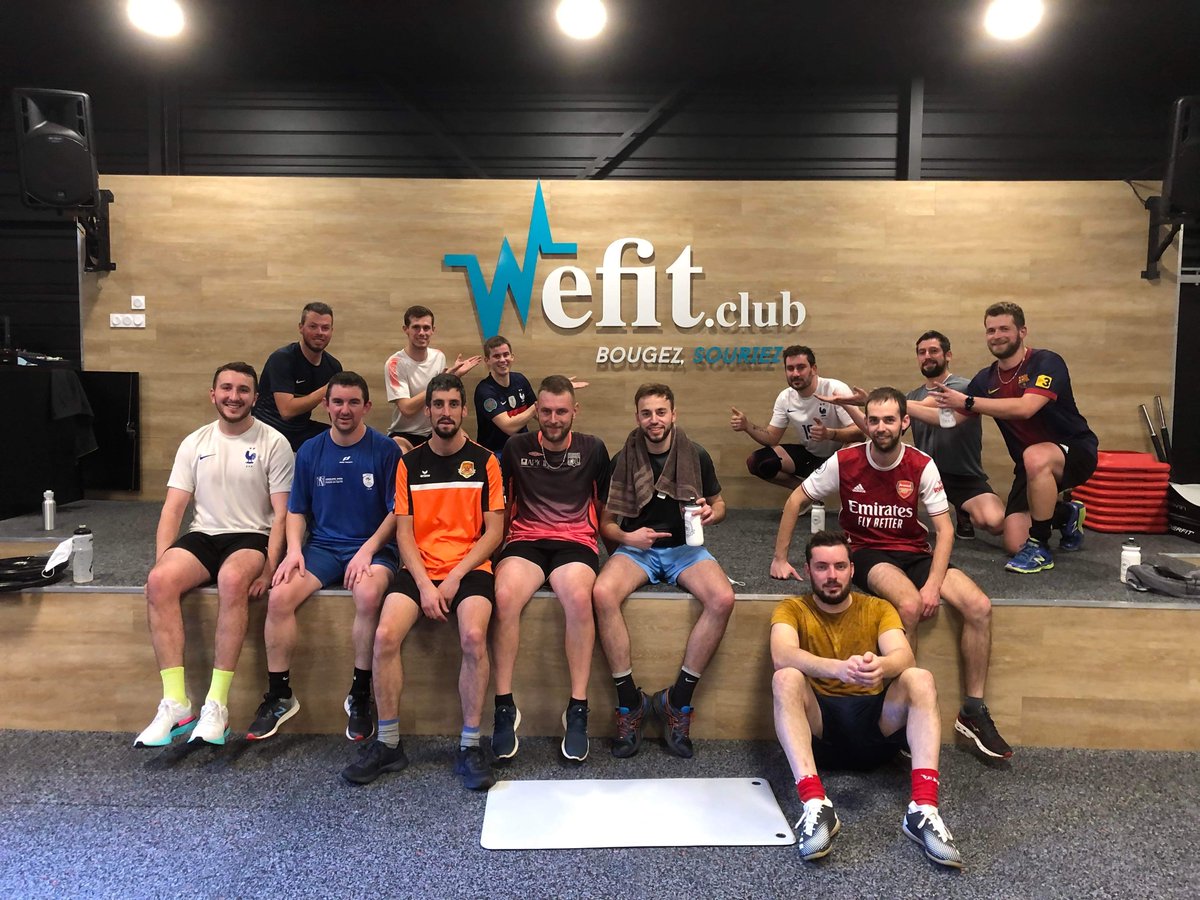 FCML49's tweet image. Contrôle technique à jour 🏋

Nous étions vendredi soir une quinzaine de guerriers avec un objectif commun : affuter nos corps d'Apollon 🥶

Grand merci à Wefit.club Saint Georges sur Loire pour l'accueil et pour la séance 💪

#allezlesoranges #roadtoD2 🧡🖤