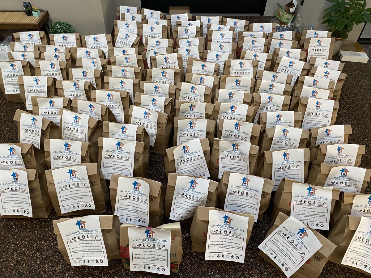 Alliance_501c3's tweet image. Over the Thanksgiving &amp;amp; Christmas Holiday months we distributed over 250 meal and gift bags to those in need. If possible please go to our website to learn more on how you can help. AllianceCharity.org