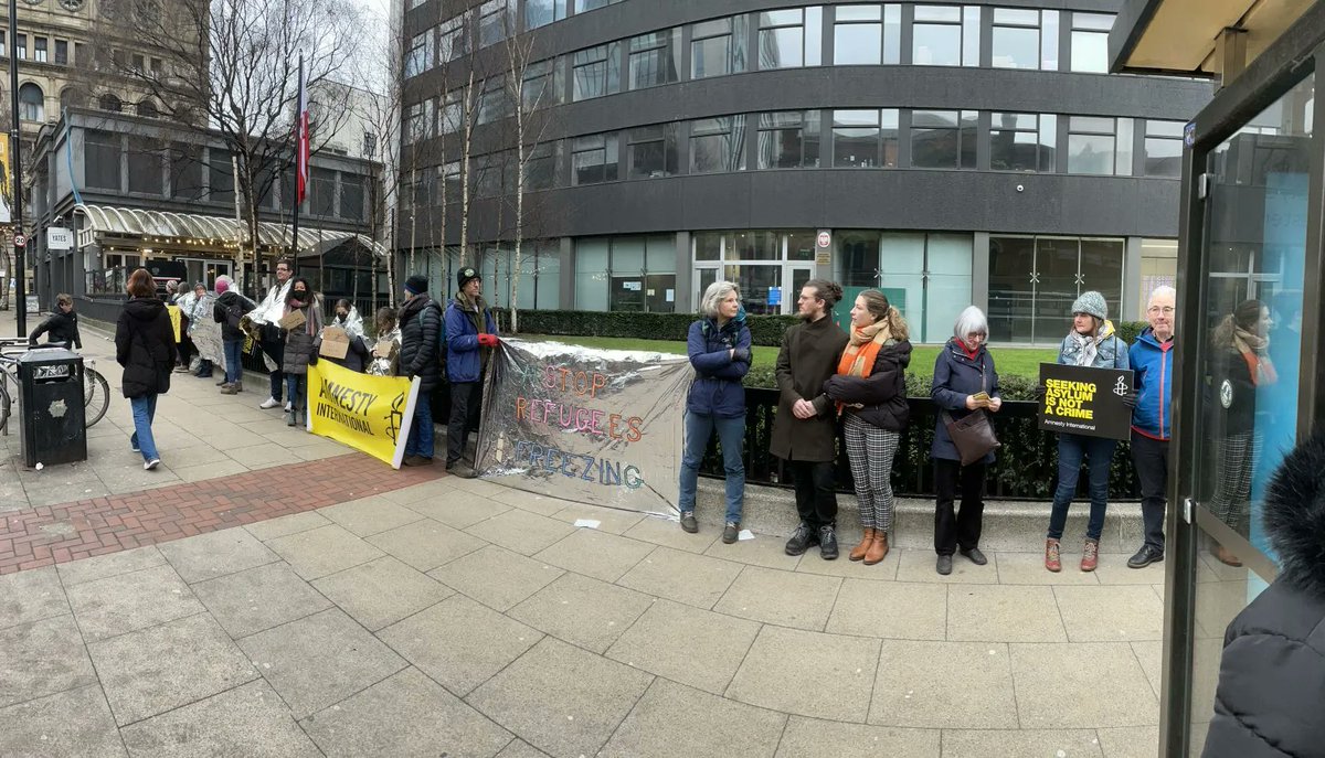 NewcastleAIUK's tweet photo. #StopRefugeesFreezing https://t.co/13X3bdtQej https://t.co/8Lenrgm7ow