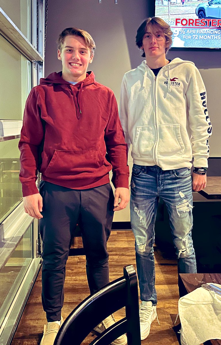 countryroads22's tweet photo. @caleb_nutter and @GrantStratton4 Joined forces to demolish some burgers in Morgantown last night! Two of the best in the class of 2024! @Jro_Stratton22 #baseball #Mohigans #Timberwolves https://t.co/Vb6ChPgeXp