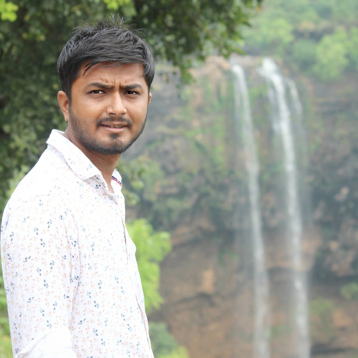 divyesh_2707's tweet photo. #NewProfilePic https://t.co/lyV6eYOGYM