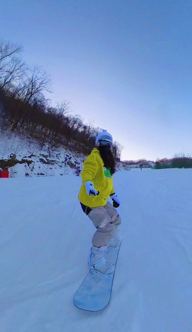 pachacyprus's tweet photo. When I skate, it's like my brain is turned off; not thoughts, just feelings https://t.co/3ecazhYXfK